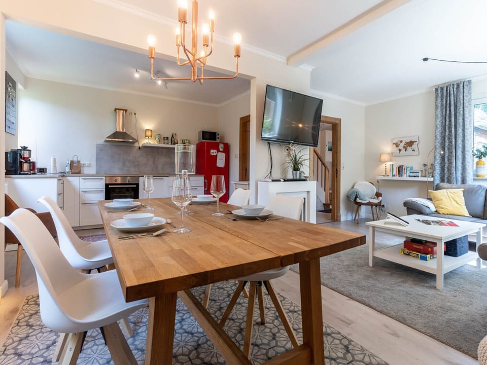 House | Dining