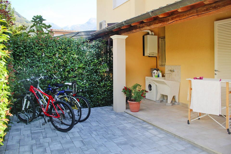 Villa | Exterior