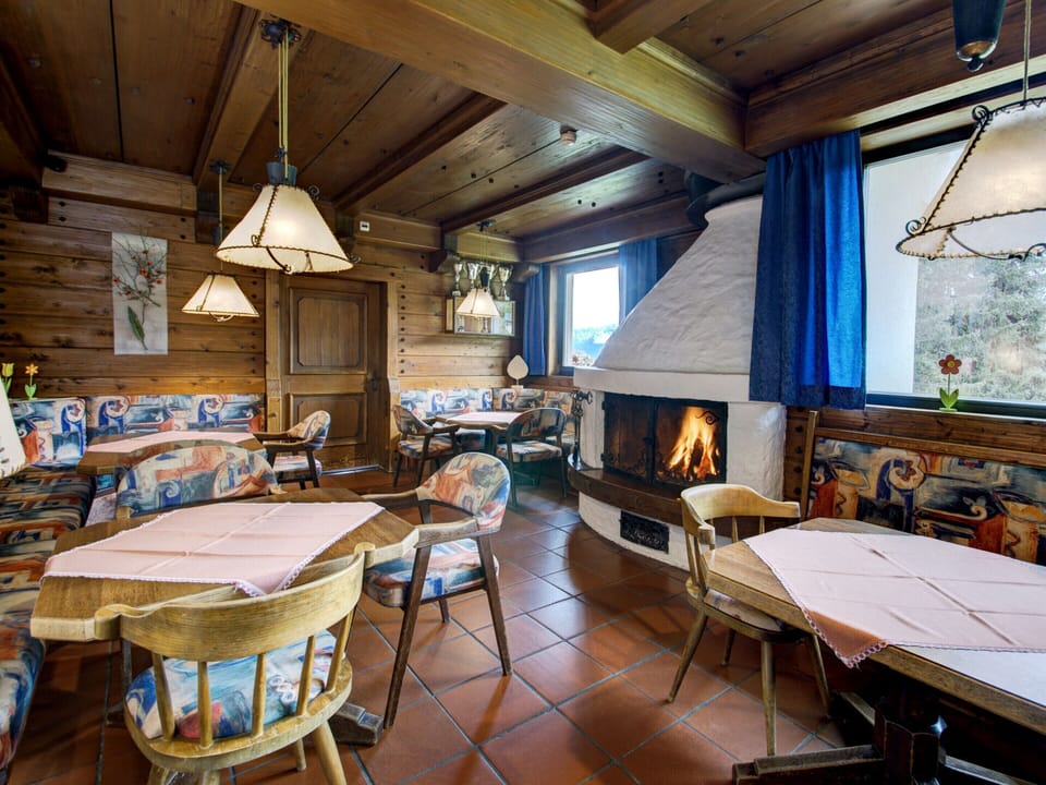 Apartment | Dining