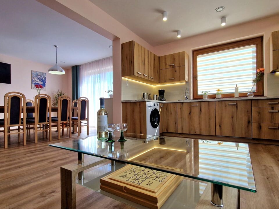 House | Private kitchen | Electric kettle, toaster