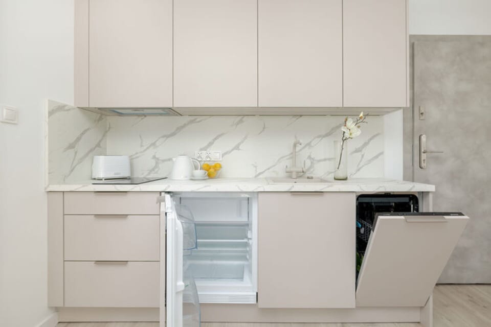 Apartment | Private kitchen | Electric kettle, toaster, highchair