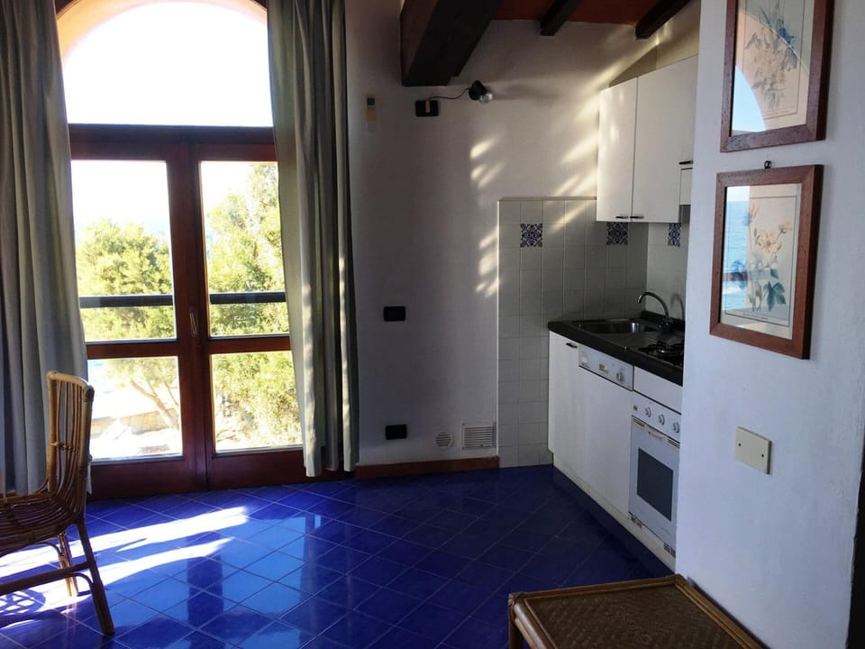 Apartment | Private kitchen | Highchair