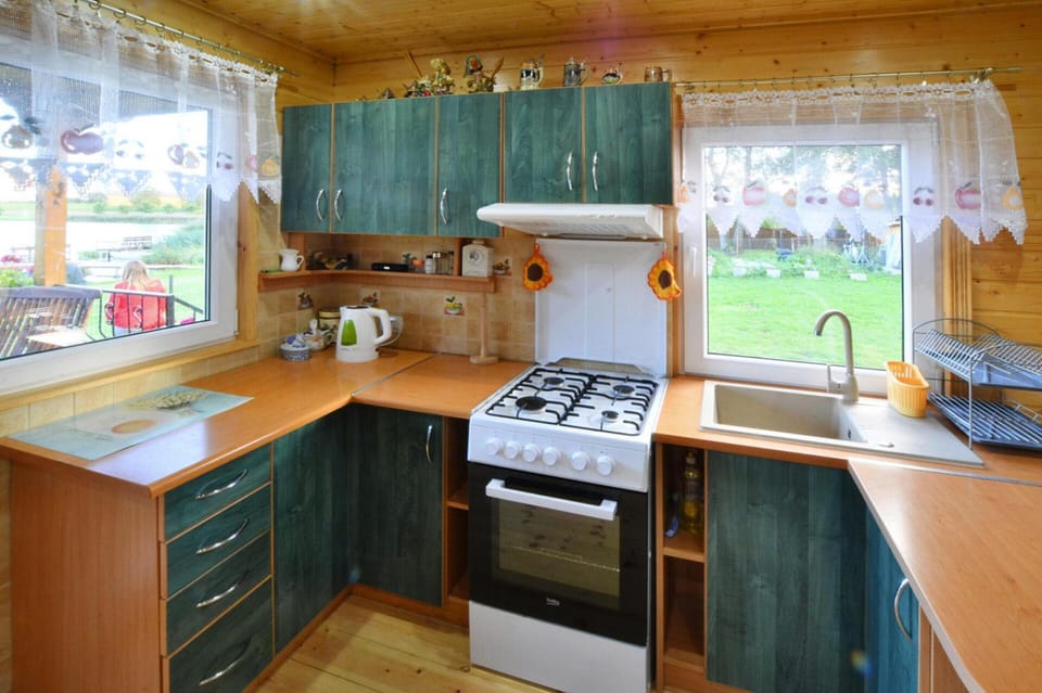 House | Private kitchen | Electric kettle, highchair