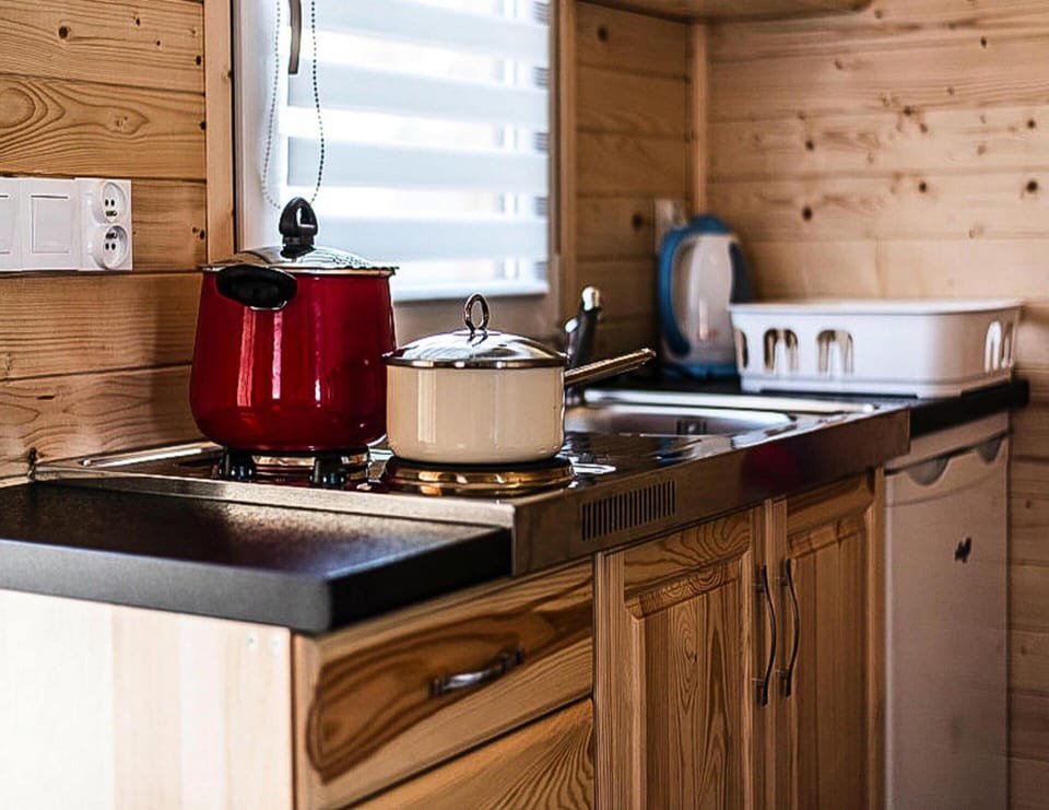 House | Private kitchen | Electric kettle, highchair