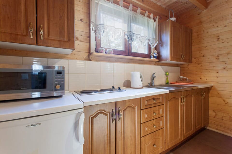 House | Private kitchen | Electric kettle, toaster, highchair