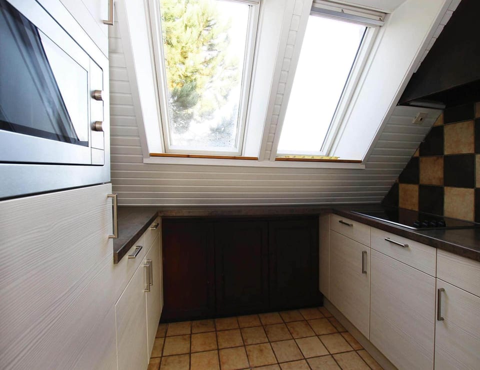 Apartment | Game room