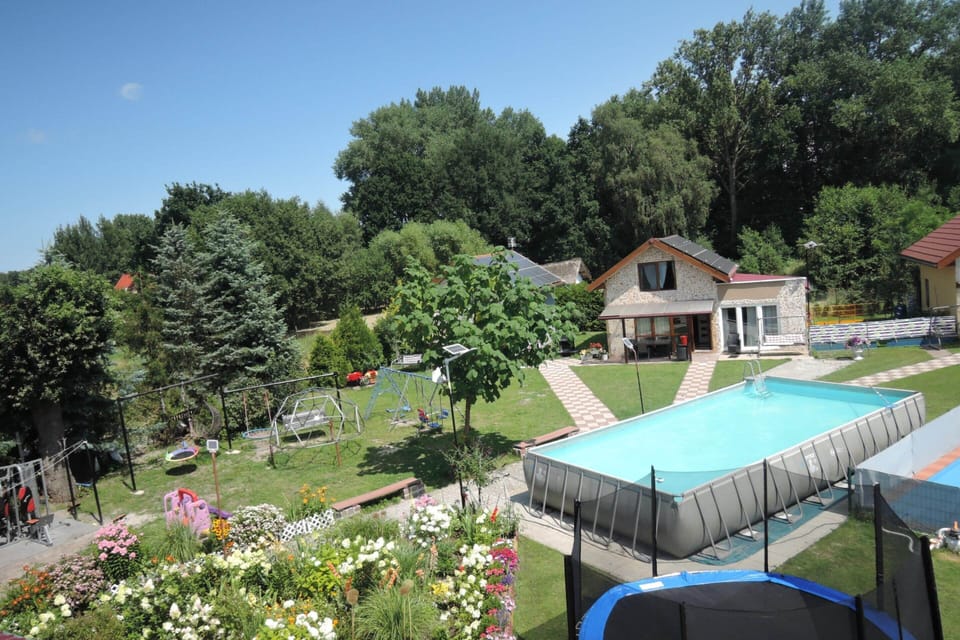 House | Pool | Outdoor pool