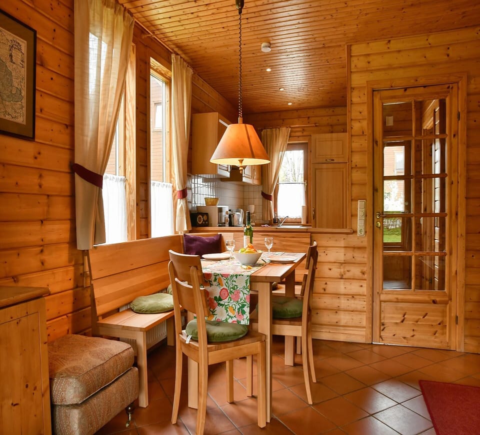 House | Dining