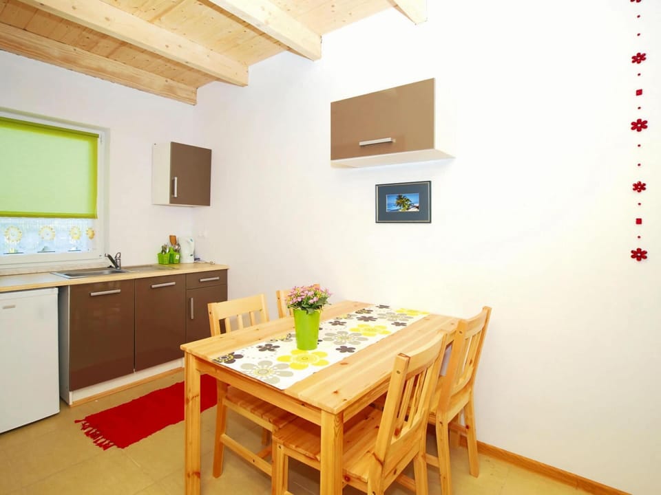 House | Dining