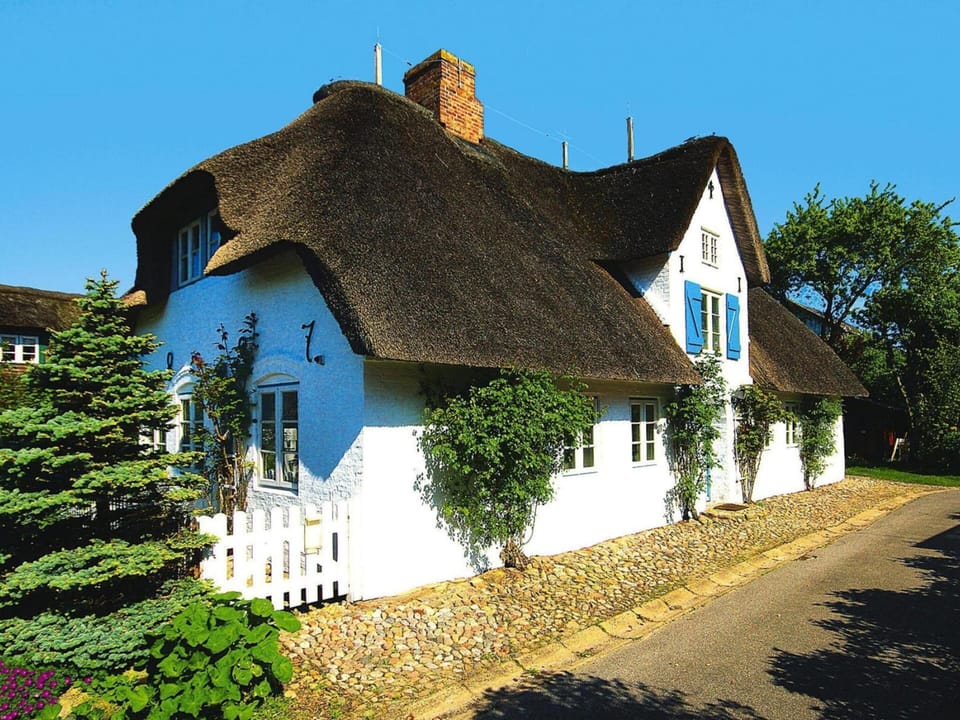 House | Exterior