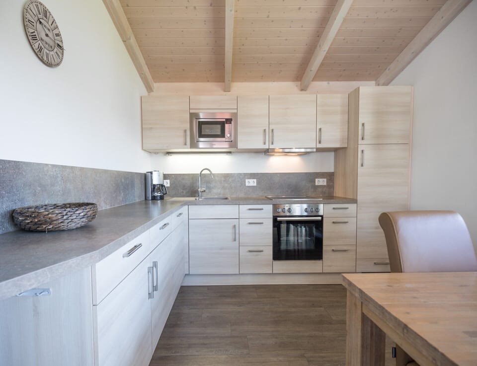 House | Private kitchen | Highchair