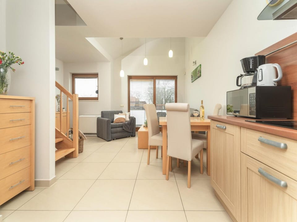 Apartment | Dining