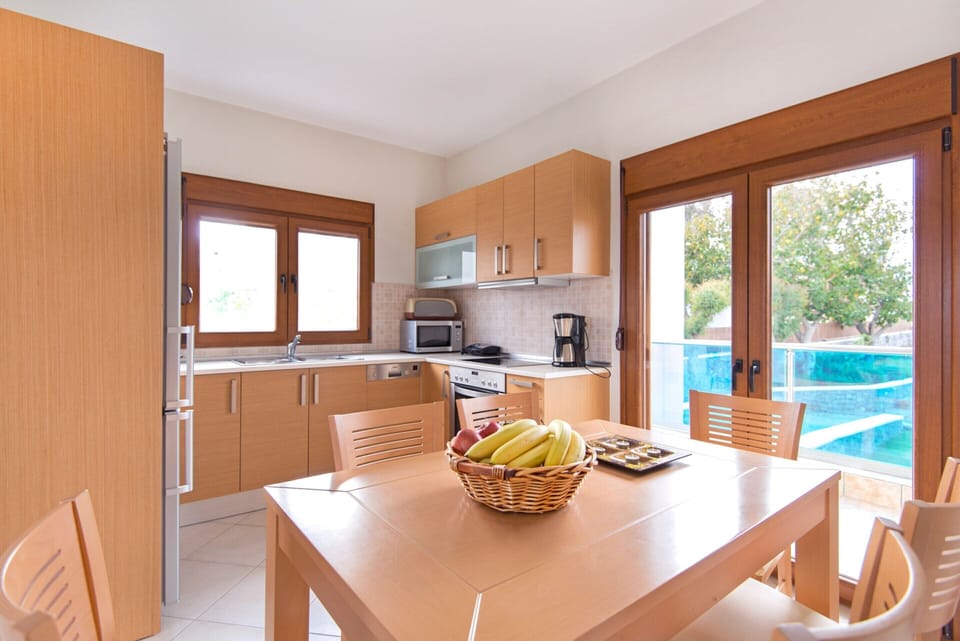 House | Private kitchen | Highchair
