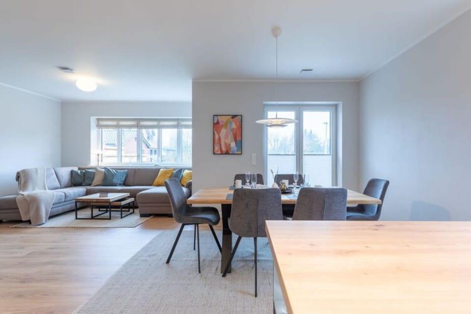 House | Dining