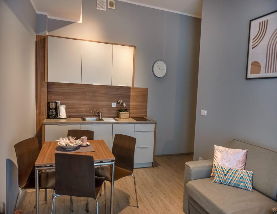 Apartment | Dining