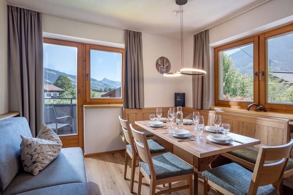 Apartment | Private kitchen | Electric kettle, highchair