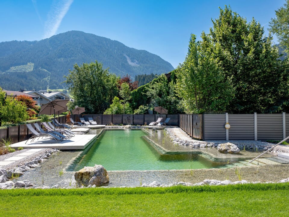 Apartment | Pool | Outdoor pool