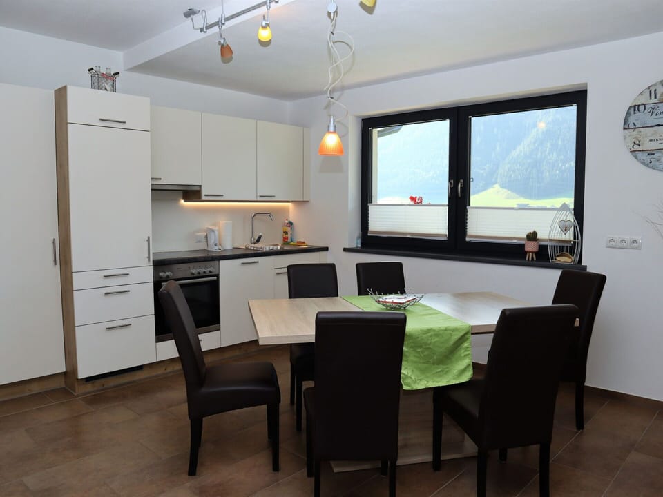 House | Dining