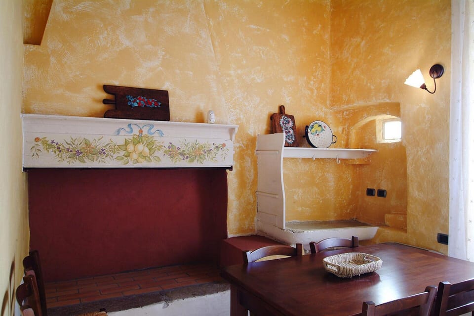 Apartment | 2 bedrooms, individually furnished, bed sheets