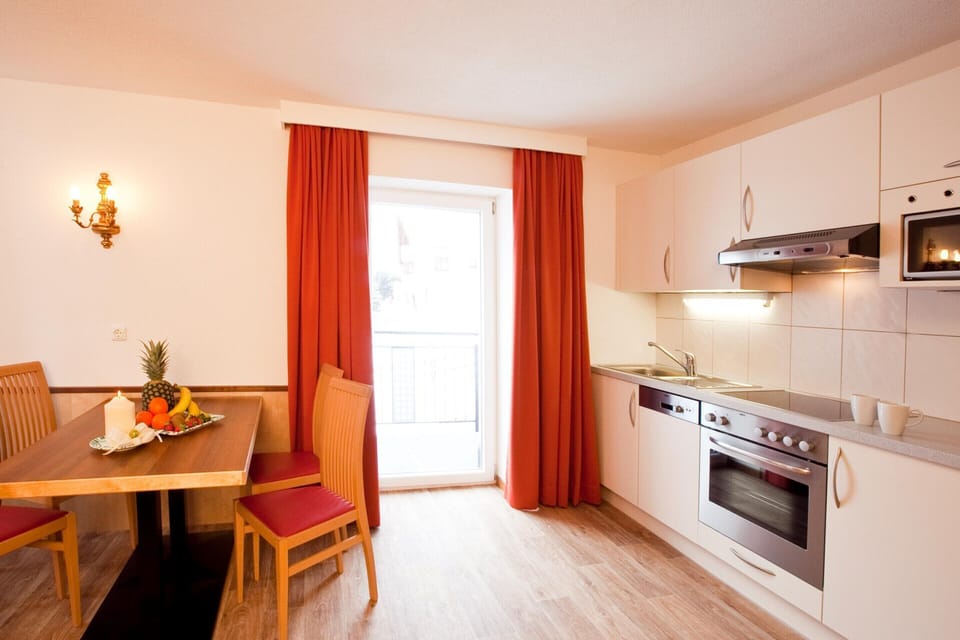 Apartment | Private kitchen | Highchair