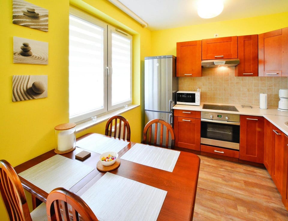 Apartment | Dining