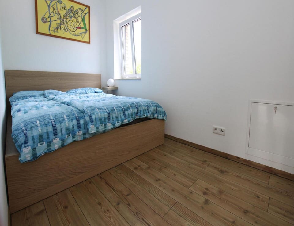 House | 2 bedrooms, individually furnished