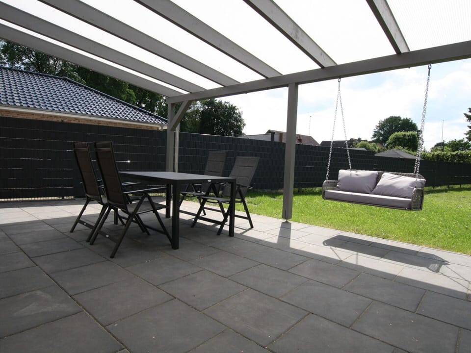 House | Dining