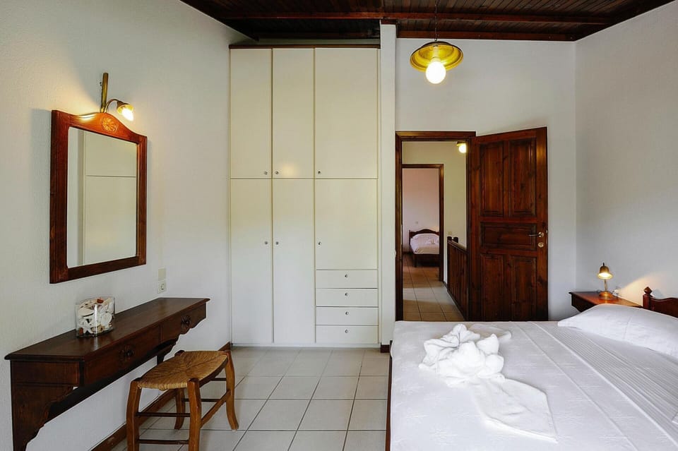 House | 2 bedrooms, individually furnished