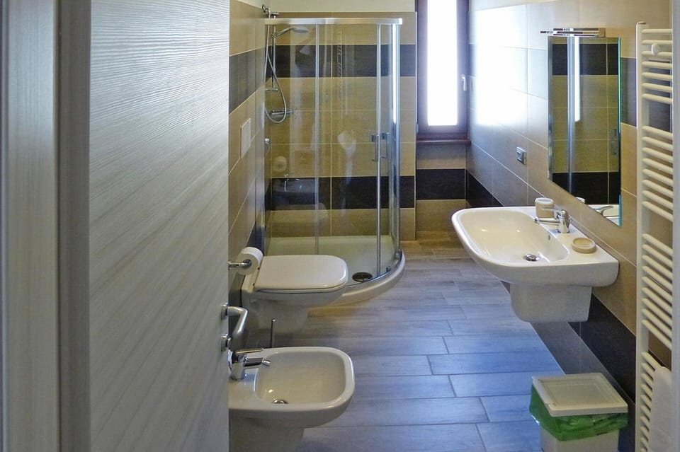 Apartment | Bathroom