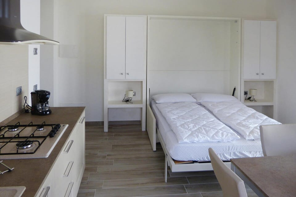 Apartment | 1 bedroom, individually furnished