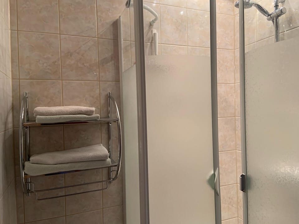 Apartment | Bathroom