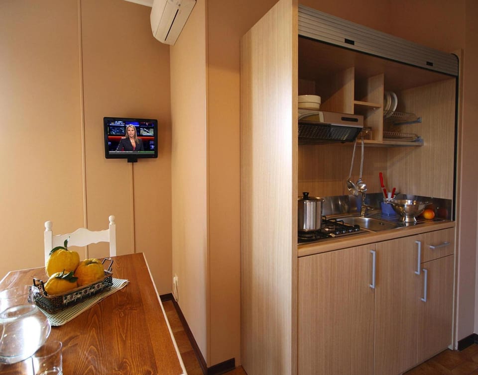 Apartment | Dining