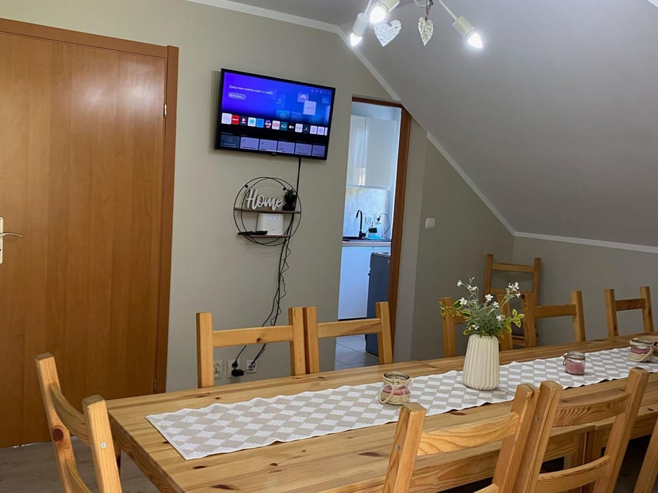House | Dining