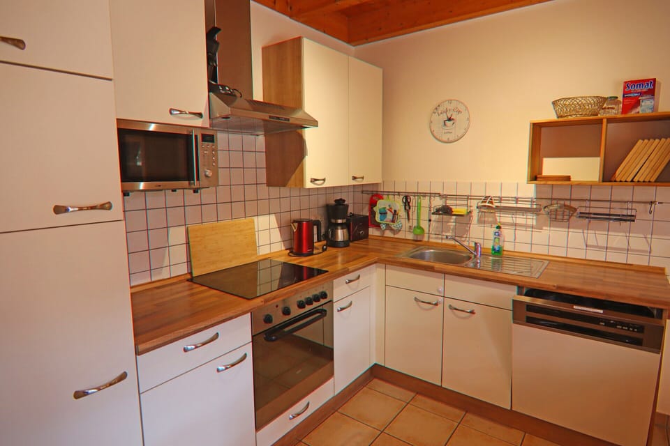 Apartment | Private kitchen | Toaster, highchair