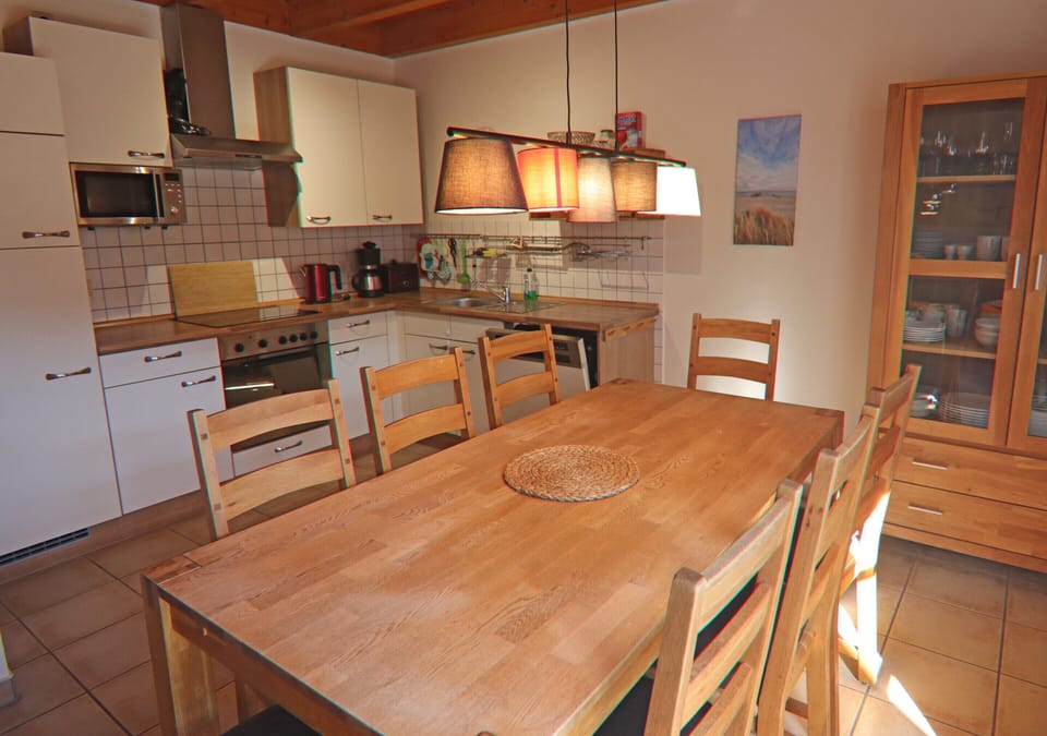 Apartment | Dining