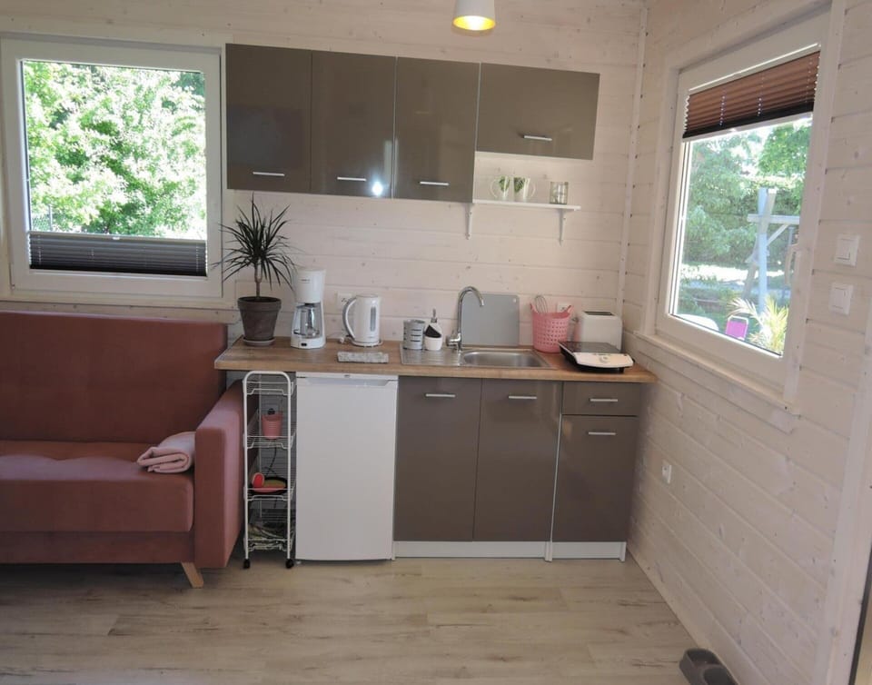 House | Private kitchen | Electric kettle, toaster, highchair