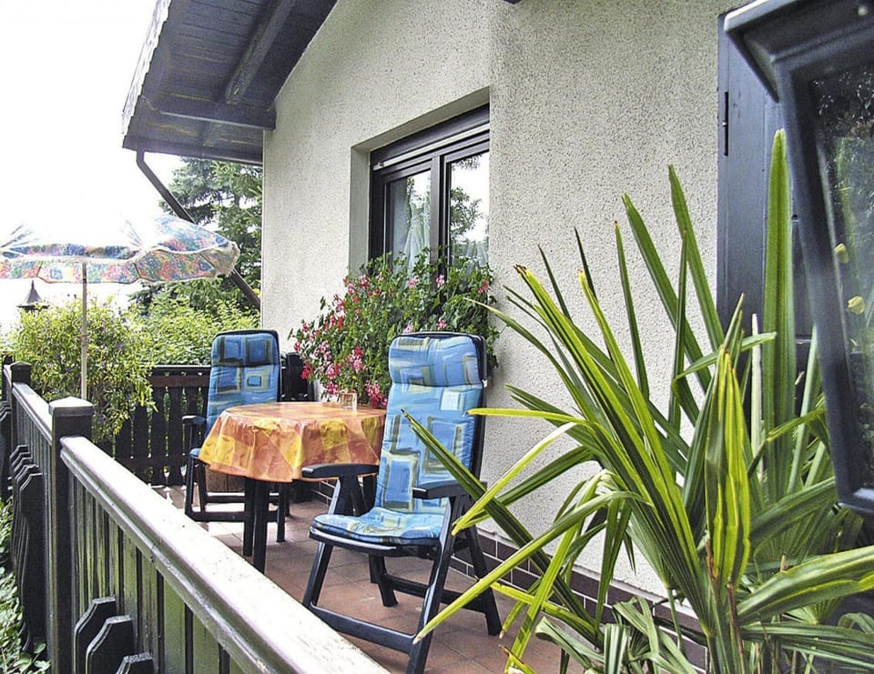 House | Balcony