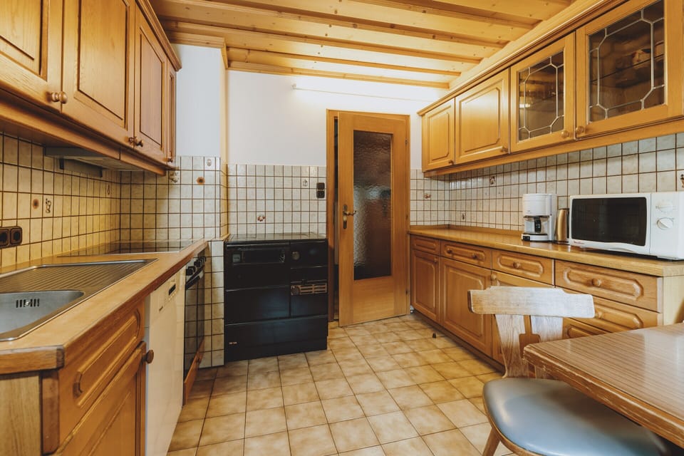 House | Private kitchen | Highchair