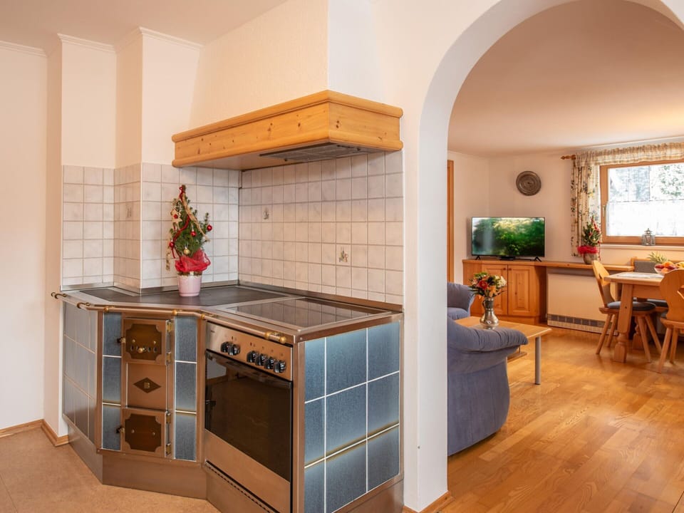 Apartment | Private kitchen | Stovetop, electric kettle, toaster