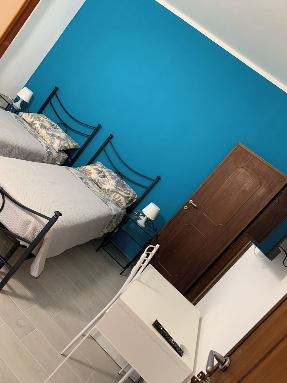 Standard Twin Room, Private Bathroom | Desk, laptop workspace, WiFi (free)