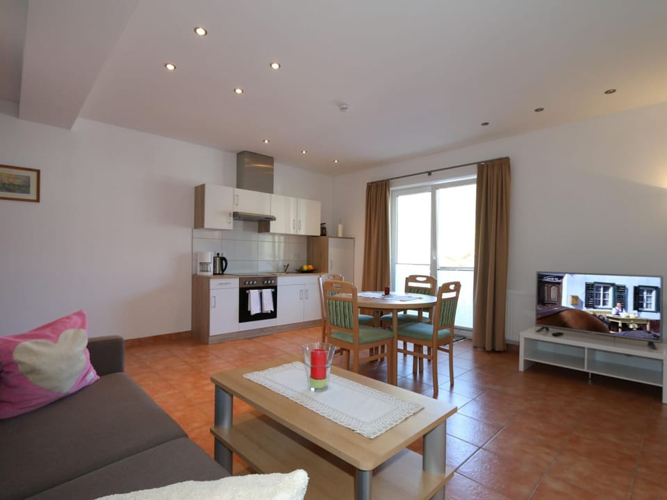 Apartment | Dining