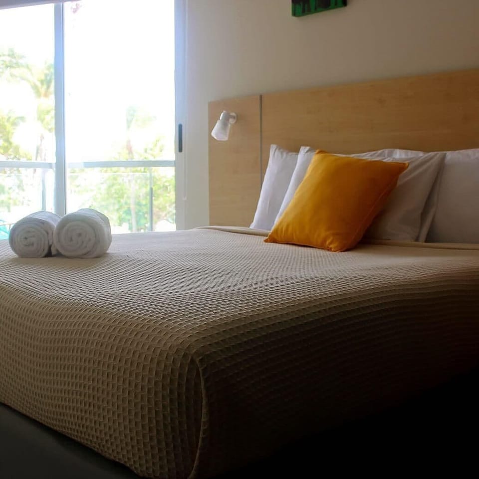 Standard Triple Room | Down comforters, iron/ironing board, free WiFi, bed sheets