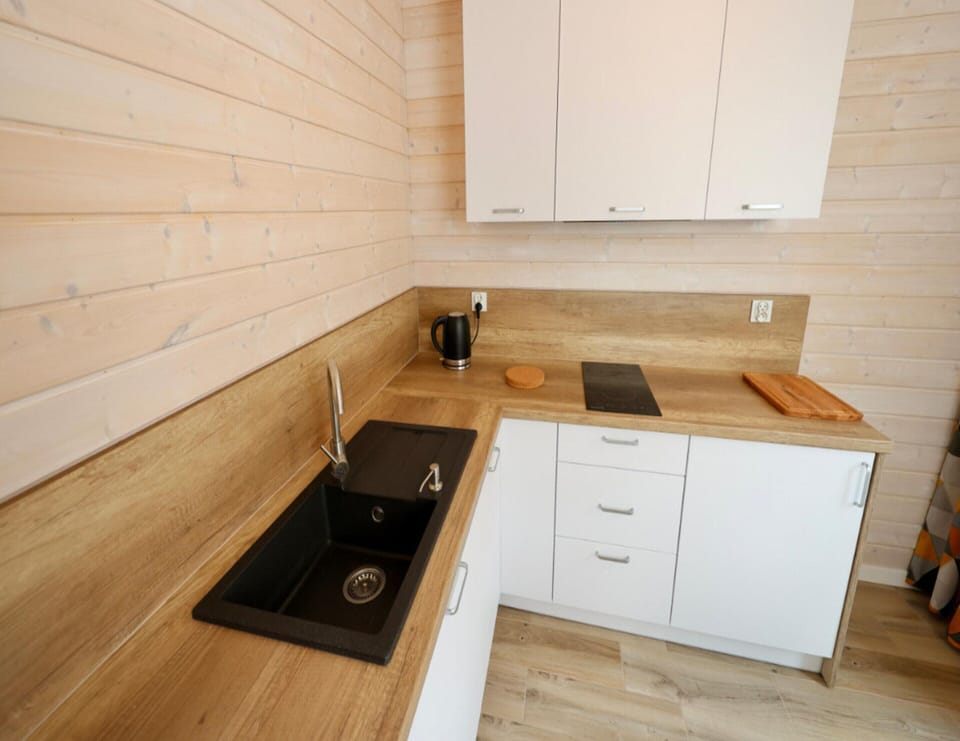 House | Private kitchen | Electric kettle, toaster, highchair