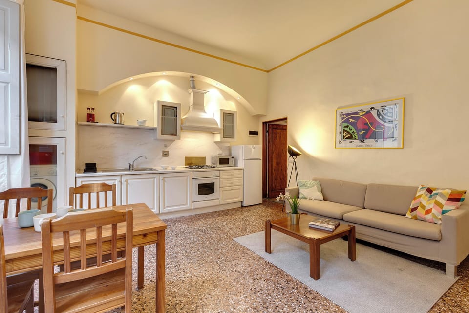 Apartment | Living area | Flat-screen TV