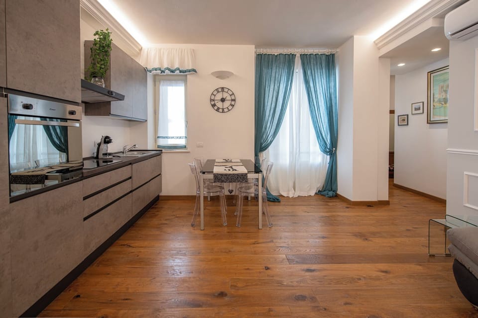 Apartment | Living area | 24-inch flat-screen TV with digital channels