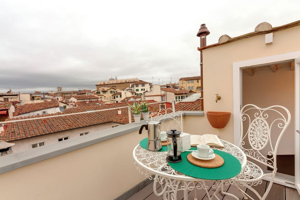 Apartment | Terrace/patio