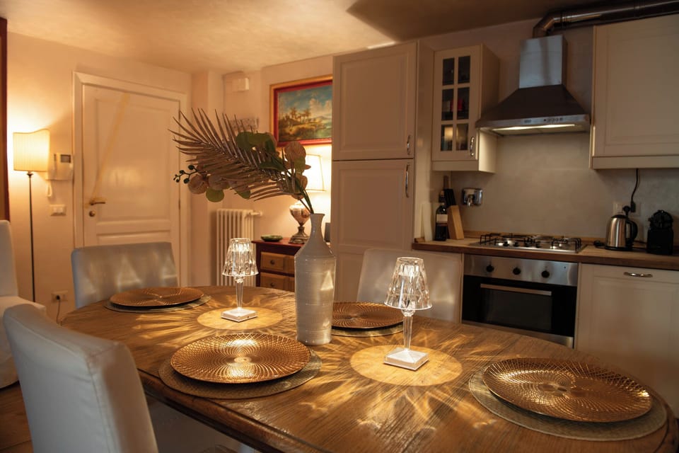 Apartment | Dining room