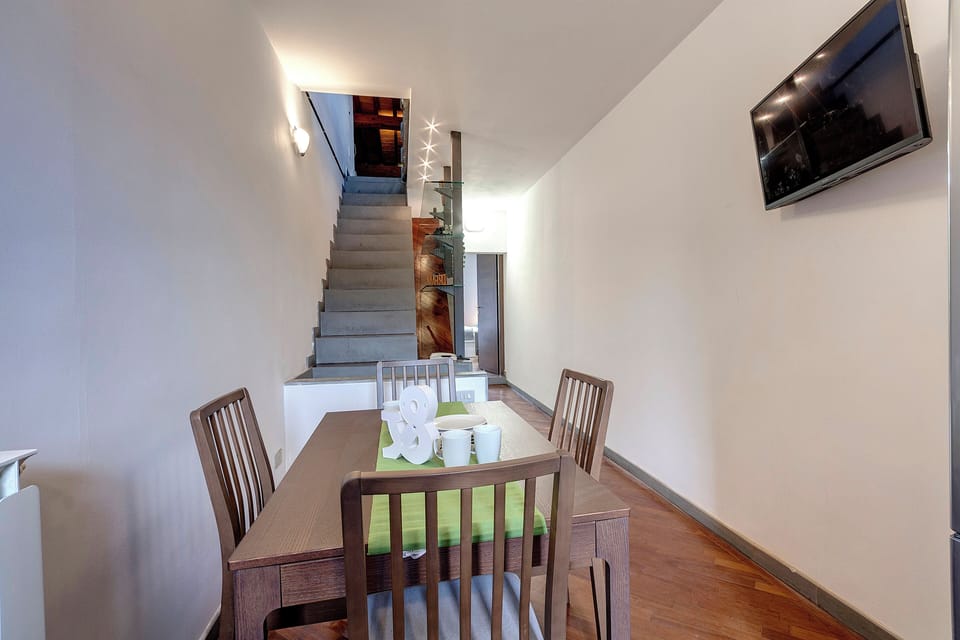 Apartment | Living area | 24-inch flat-screen TV with digital channels