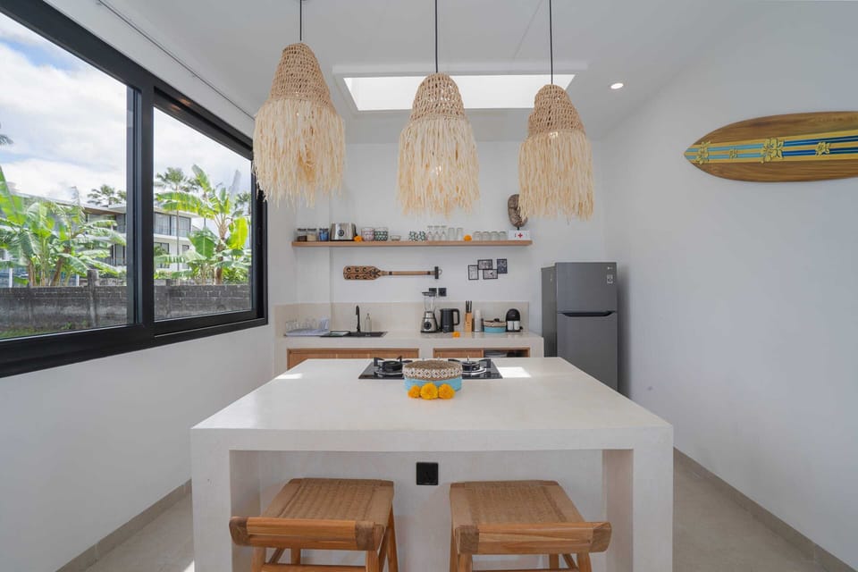 Basic Villa | Private kitchen | Fridge, microwave, stovetop, electric kettle