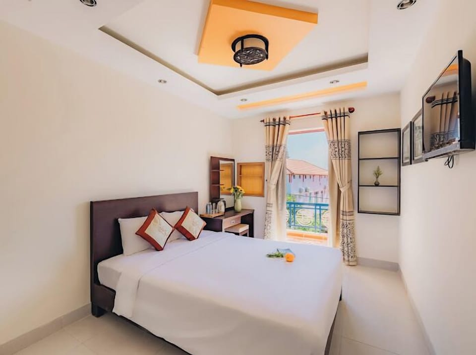 Deluxe Double Room | Desk, laptop workspace, soundproofing, free WiFi